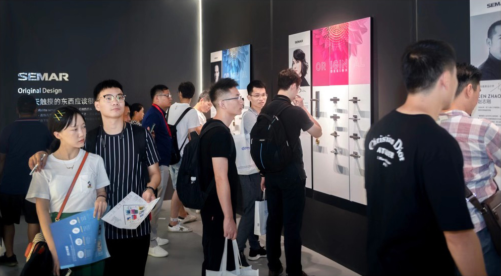 西瑪占·放｜在2019中國(guó)建博會(huì)（廣州）留下高光時(shí)刻！